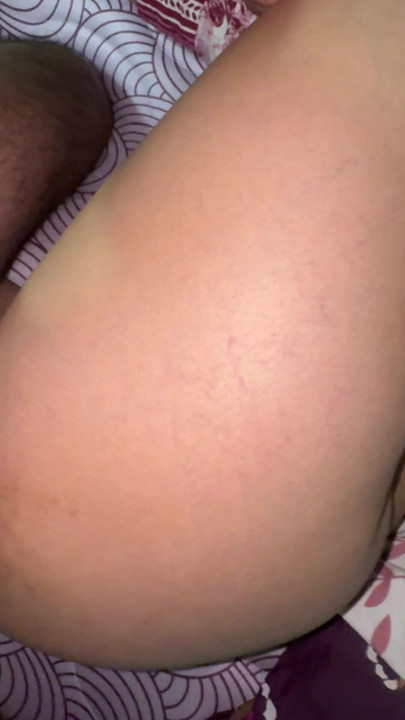 Pussy fuck side ways , heavy cumshot ,pussy facial