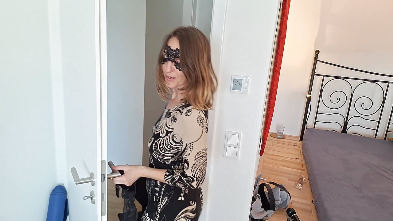 Hotwife MILF Casting - Prawdziwa teściowa chce wejść adultindustry i jest gotowa zrobić wszystko Od buttplug do anal