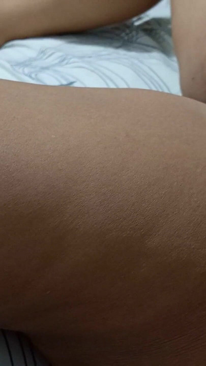 Alone and very horny, I masturbate like a whore until I orgasm. | Clip 1