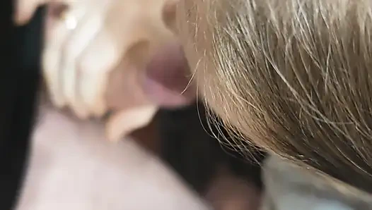 First blowjob without blurring the face