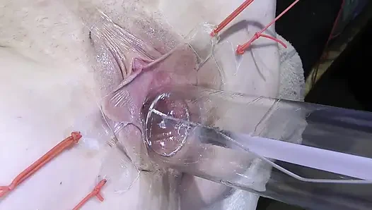 Jauh Menyebar Vagina Close-up Fucking Dengan Lampu 1000watt