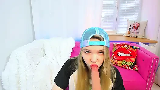 Custom Step-stepdaughter Steals Stepdaddy's Wallet 4K