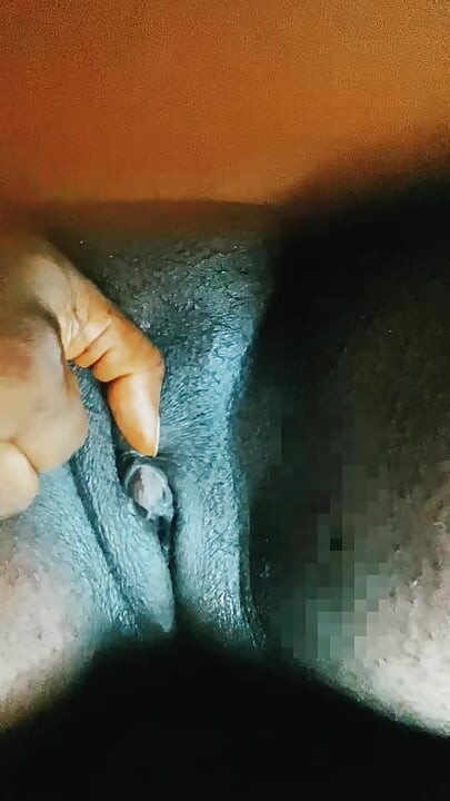 SweetAngles. Milf Fingering Her Wet Pussy