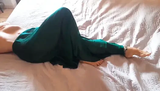 Постельные удовольствия и секс Selena