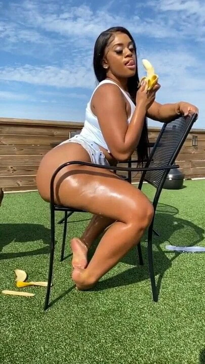 Big booty Judy ass is so juicy