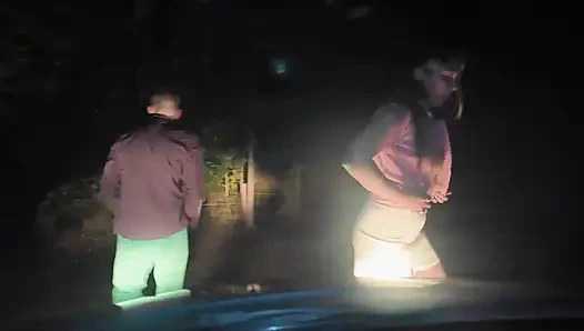 Güzel eşim Tinder'da yabancıyla uğraşıyor - Dogging -