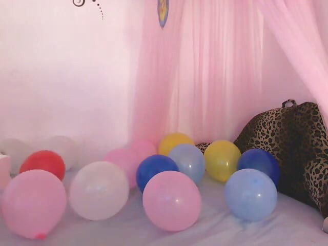 Show De Cumpleaños De Miembros Con Angela Sommers