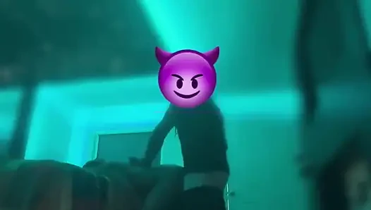 She Likes to Twerk Before Getting Fucked
