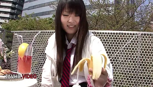 Ryo Asaka: возбужденная тинка принимает бурный душ после долгого дня желания