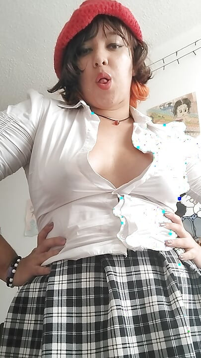 Baiser ma chatte avec un plug sur