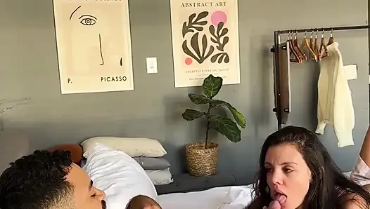 Ich wachte durstig nach seinem geschmack auf