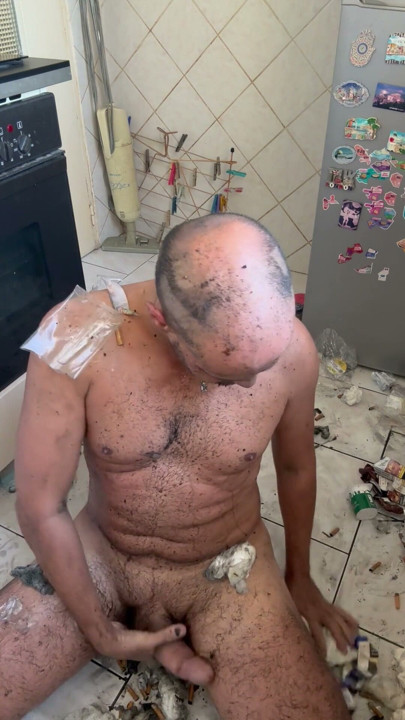 Filthy pig happy to jerk off in the mess | Clip 1