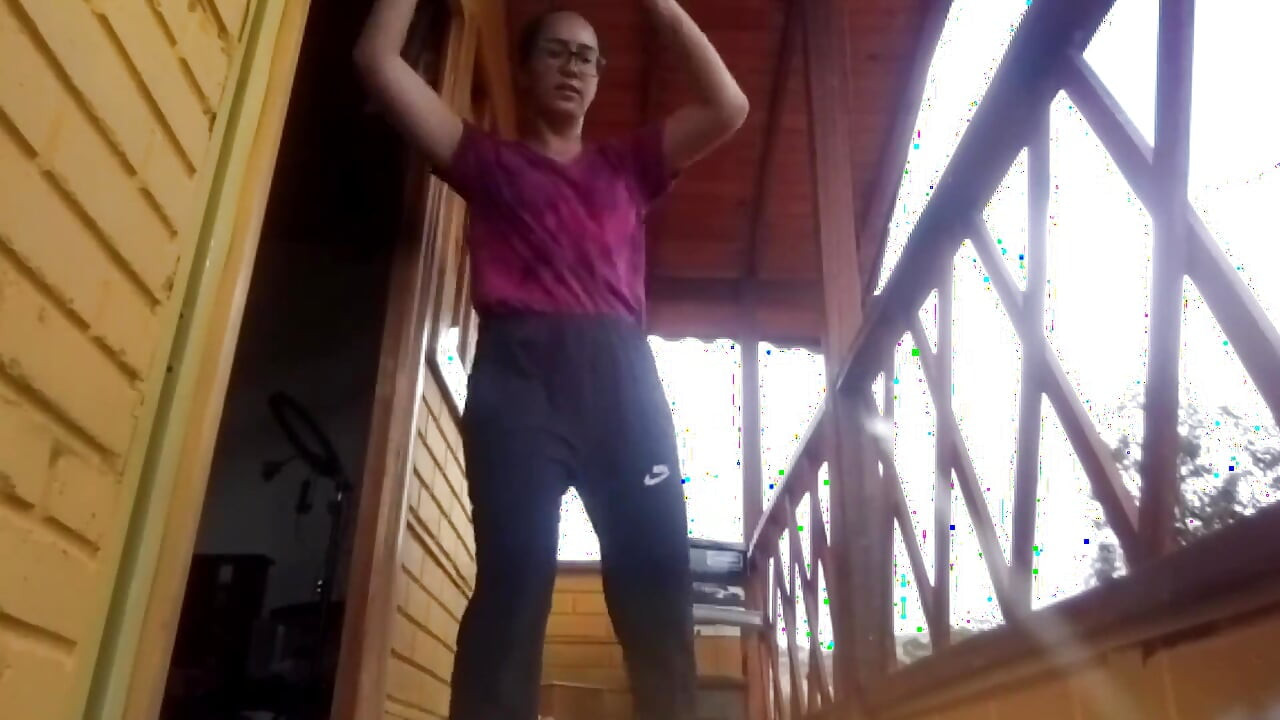 Doskonały początek poranek z ćwiczeniami i masturbacją 1