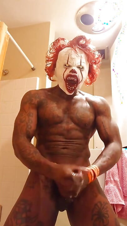 New Porn: BBC Worship Hallelujah Johnson (The Tears Of A Clown) Tall Dark Chocolate Muscles Tattoos Hairy BBC Hallelujah Johnson