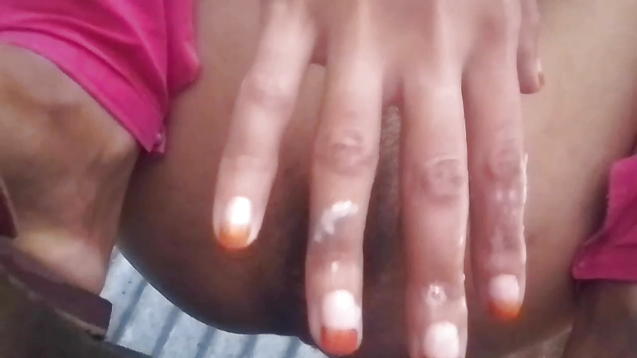 Bangladeshi Hot teen 18+ village girl masturbation video gone viral.