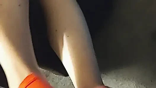 Beyaz ve sarı polo ayak bileği çorapla mastürbasyon - zırh altında pembe çorap ayakla muamele - mavi ayak bileği çorapla mastürbasyon