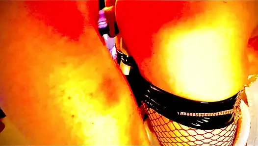 Жене-шлюхе нужен член