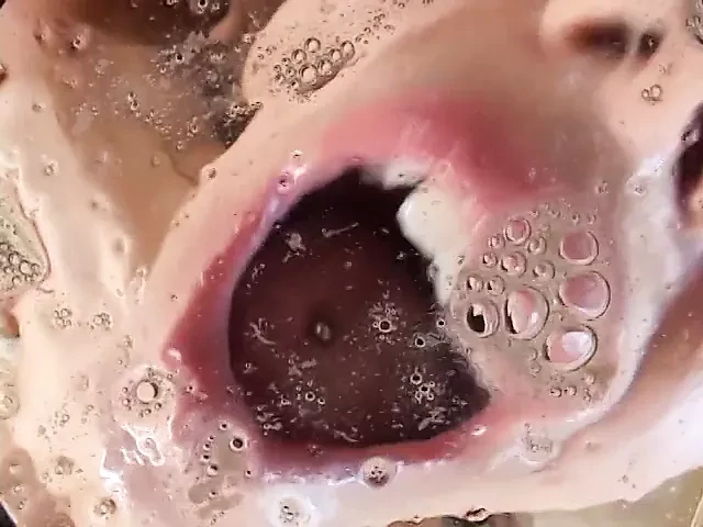 Do lusty valiyan char stad ke sath nnga nach kary prapt karti hain