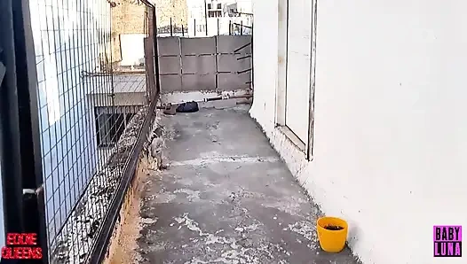 Gruseliges fitnessstudio-mädchen besessen davon, meinen schwanz zu riechen ft babyluna939