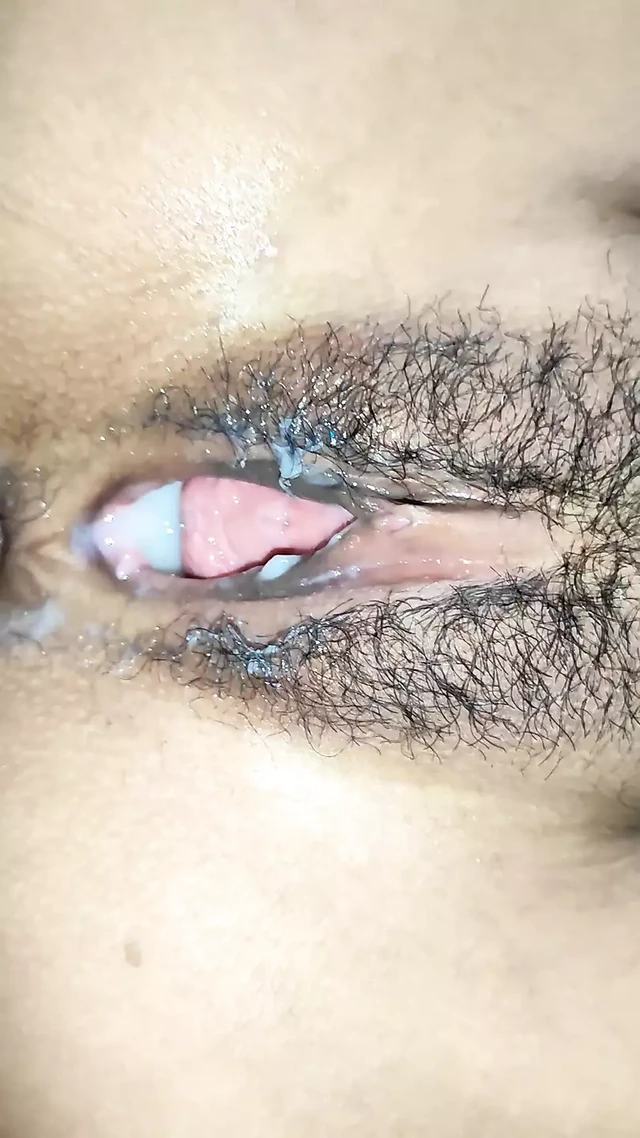 Village Bhabhi Ki Chudai - Desi Bhabhi MMS Video - Bhabhi Ki Chudai