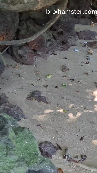 Memorable moment from "Chubby girl slacking off and walking on the beach"