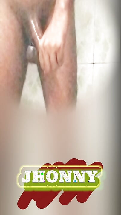 I massage my Dick when I get some time for make bigger my penis