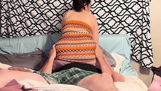 I begged my stepaunt for pussy til she gave it up