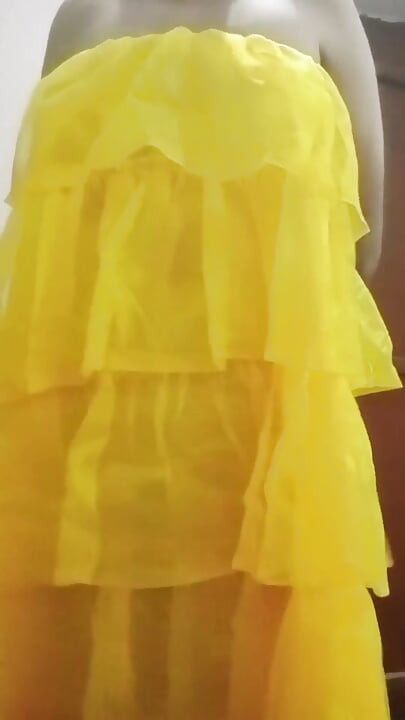 Indian Gay Crossdresser Gaurisissy XXX Sex în Galben Lehenga