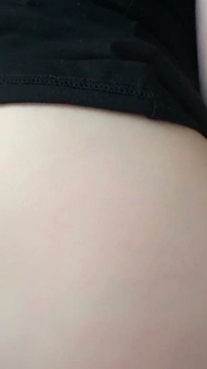 대학 기숙사에서 내 친구의 여동생 따먹기 - 2부 | 클립 1