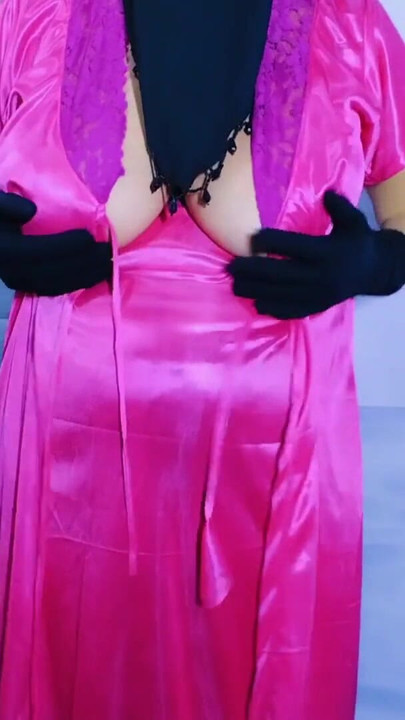 美しい義理の妹と愛し合い、翌日には素晴らしい時間を過ごしました | クリップ 1