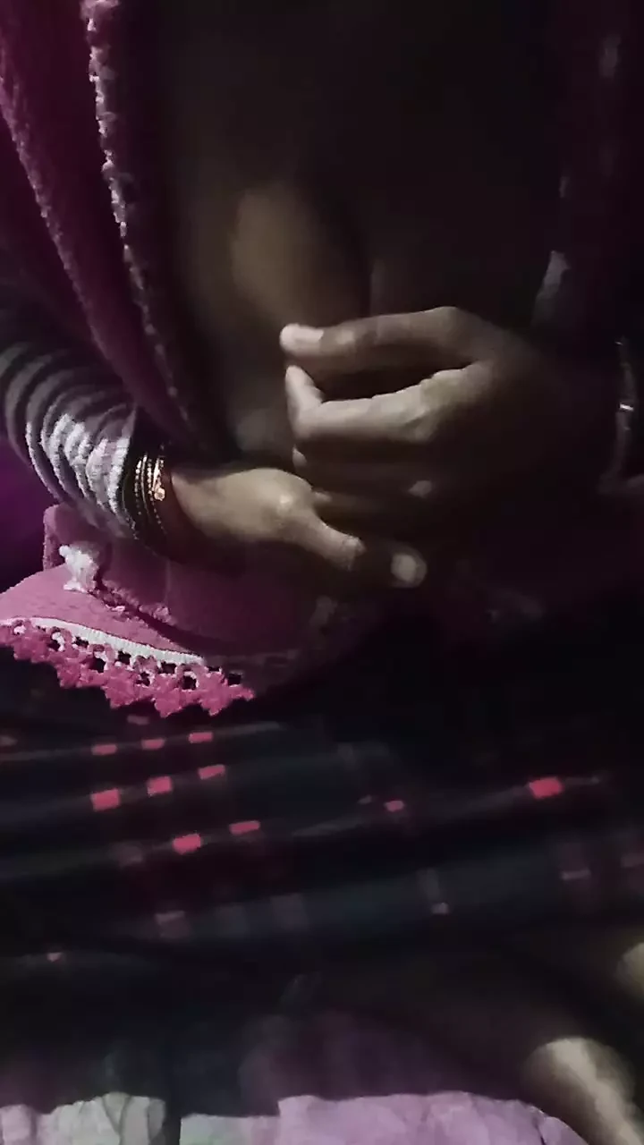 Desi bhabhi ki mast bob