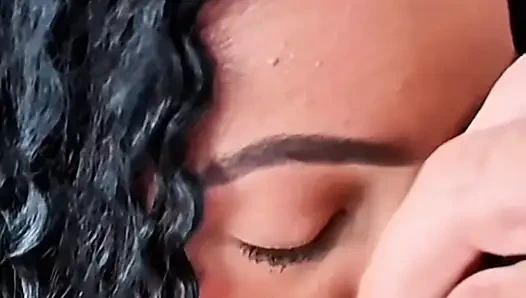 SIE KAM VORBEI FÜR MEHR HARDCORE-FICK - brünette Gostosa in extremem Cowgirl reitet in POV