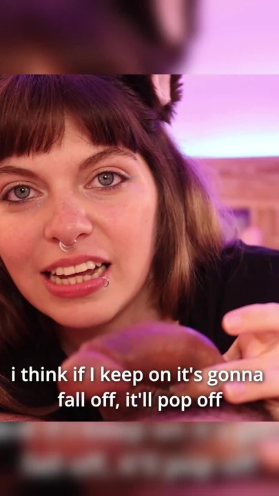 有趣的时刻 2 - 来自我的新视频“尝试日本标志性的男性成人玩具”