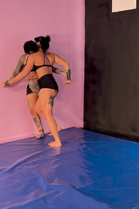 Two Hot Girls Grappling