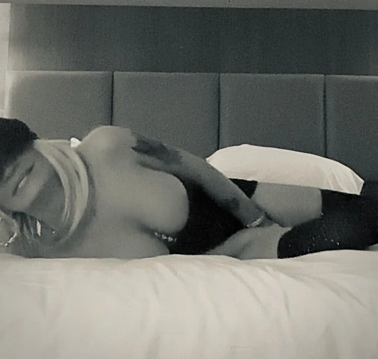 Come play with Ava