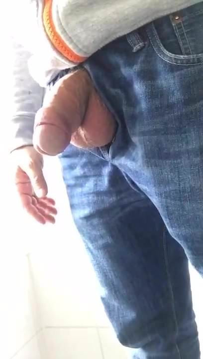 Pissing