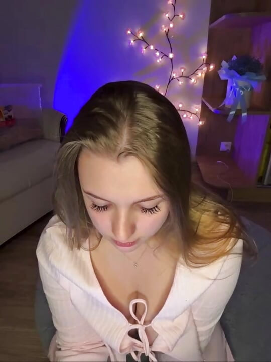 Jucielussie nagn striptiz aur dgi stail