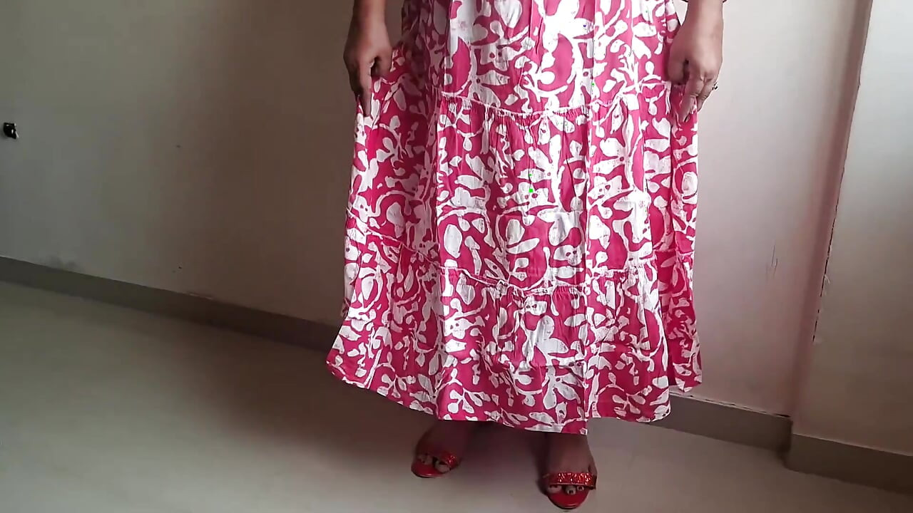 Shilpa, Fille Estivale Sexy, Brise-le-tabou En Chaleur, Essaye De Refroidir Une MILF
