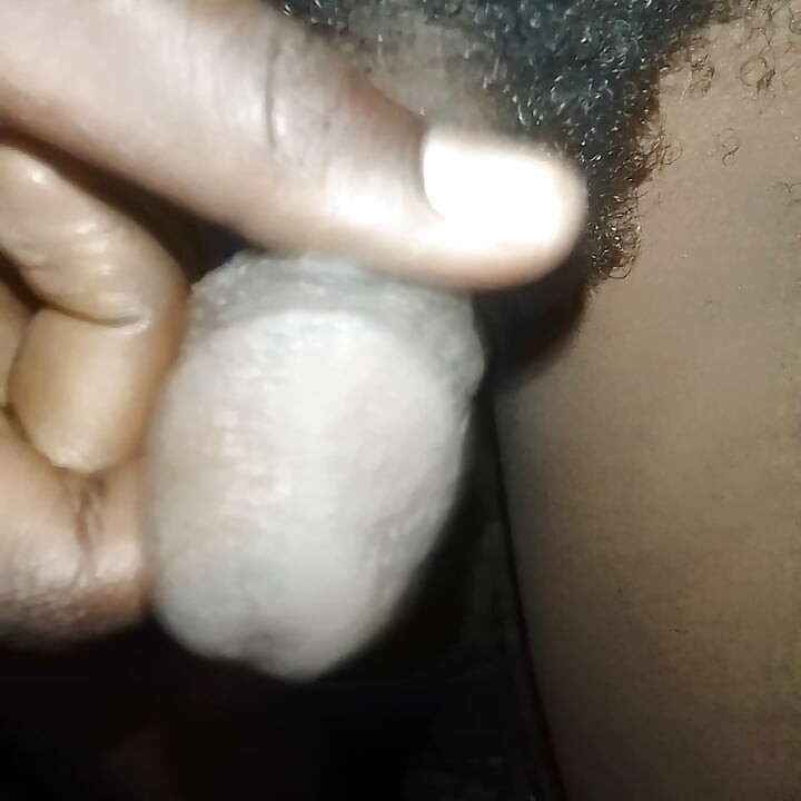 Punheta matinal em casa antes da escola