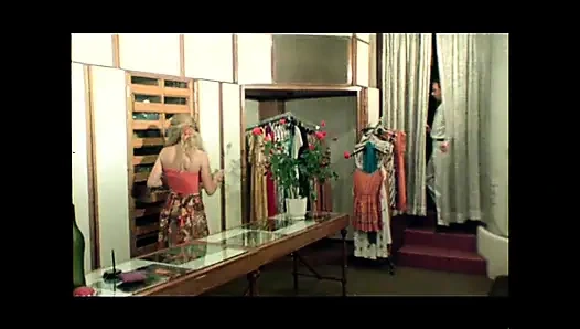 Moana Pozzi di: "Valentina Ragazza di Calore" - (Asli