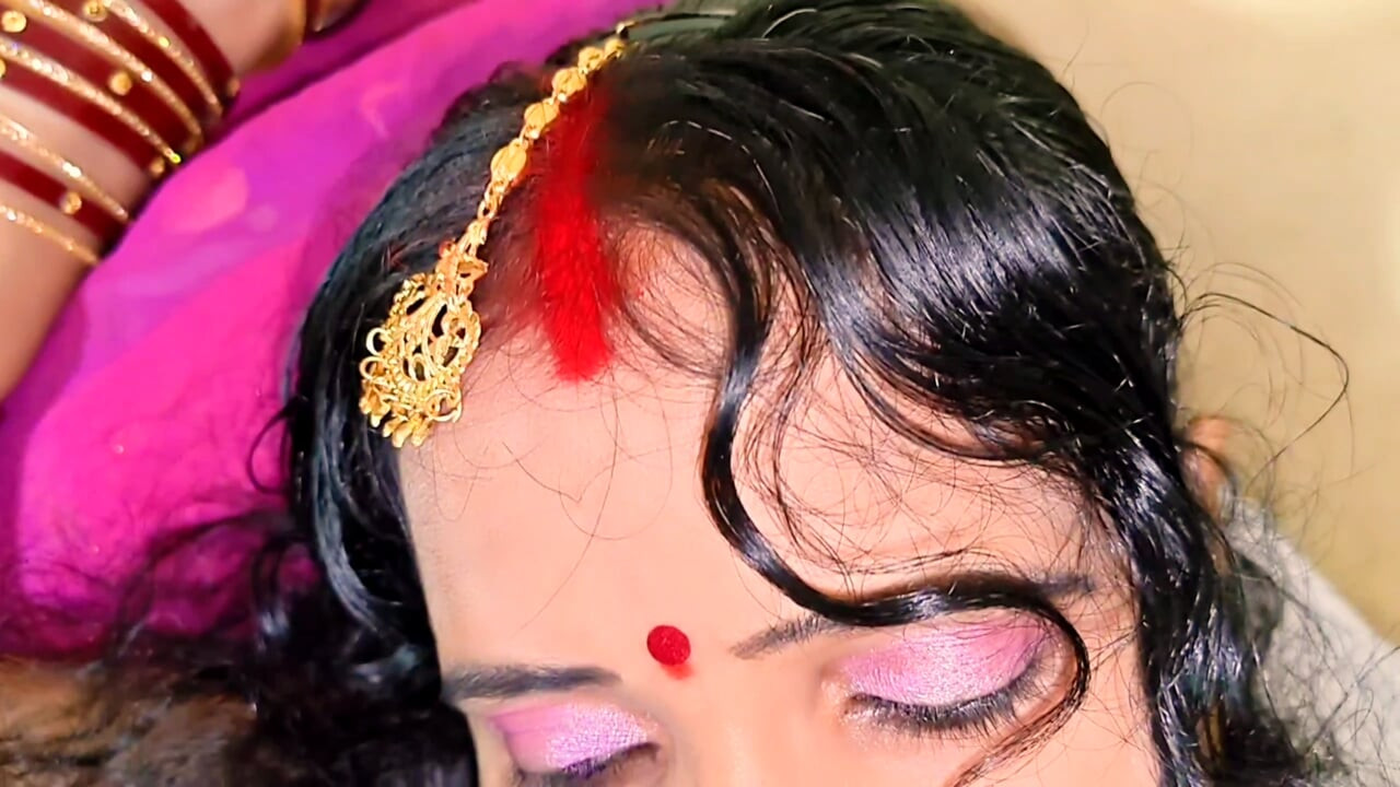 Partea 2 Desi - sex romantic în prima noapte, soție frumoasă din satul indian cu pizdă strâmtă, audio hindi