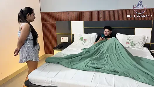 The stepsister caught the stepbrother secretly watching sex videos, then the two enjoyed together.