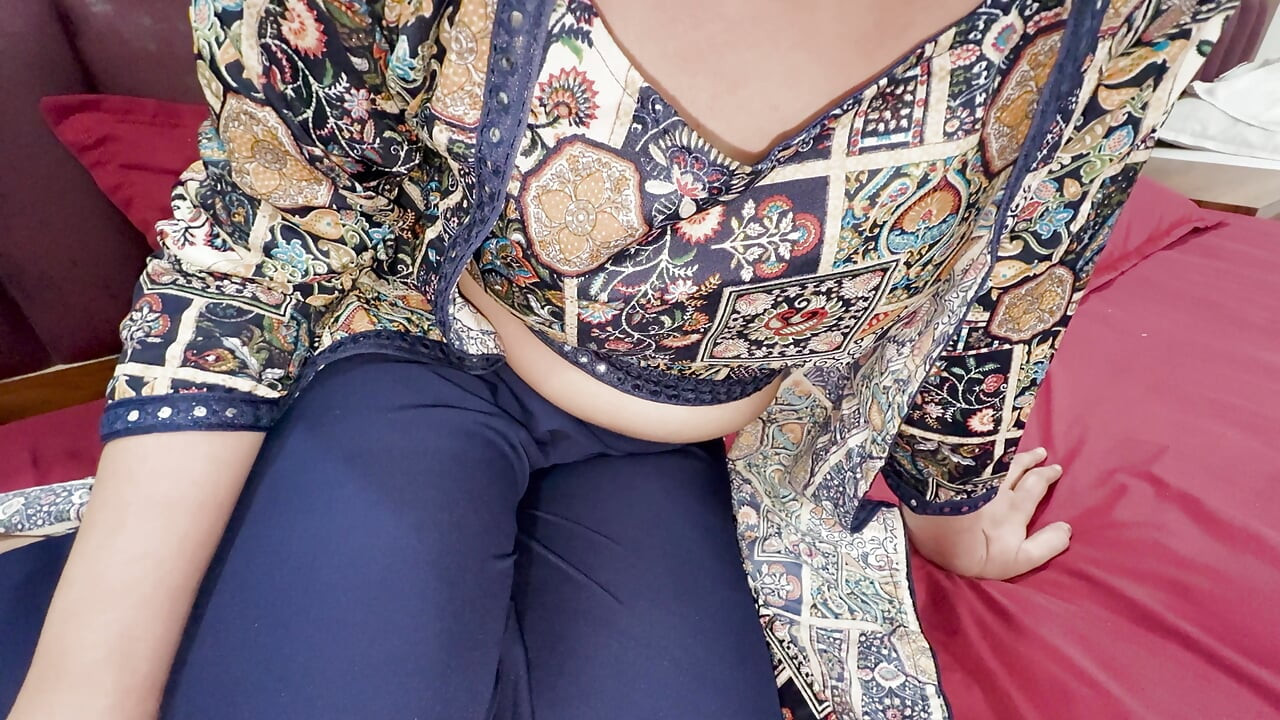 Chacha Ki Ladki Ke Sath Anal Kiya Jab Ghar per Koi Nhi Tha