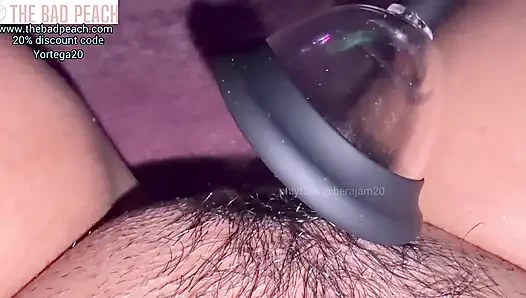 Powerful suction, burst my clitoris and squirt as a source THEBADPEACH