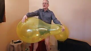 Qualatex 24 masturbando balão com tuf-tex 24 cameo