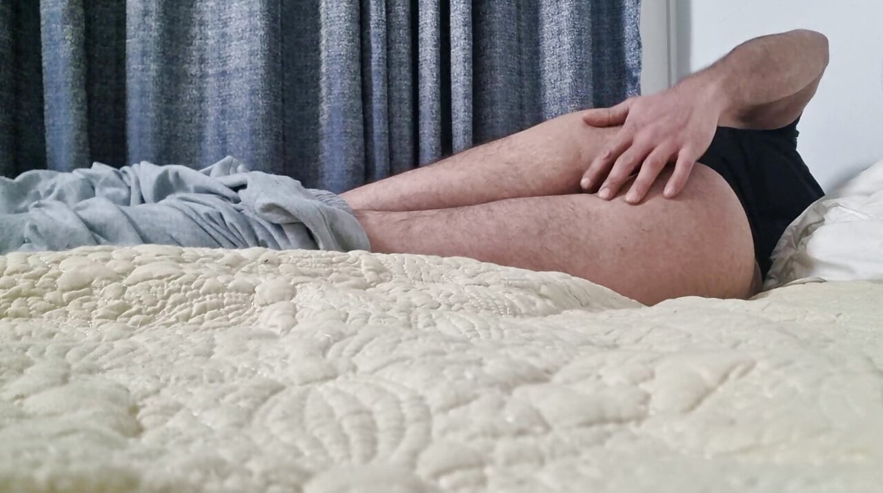 もし君が僕の部屋に入ってきて、裸のままこれを見たと想像してみて