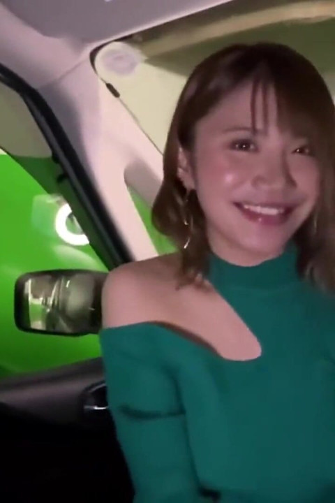 Wild Streaming-style Busty Gyaru, Shocking Private Chaos Spills Into a Reckless Secret Encounter - Part1