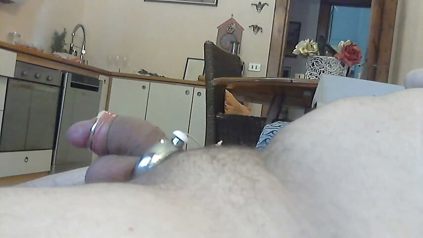Quick estim italian cock