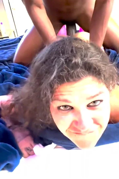 Psilo Siren's Sexy Moans: Tag Teamed by Afriken Porn King & Matt Bishop