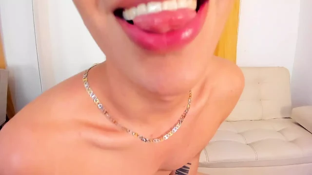 Am I the hottest? sexy touching!